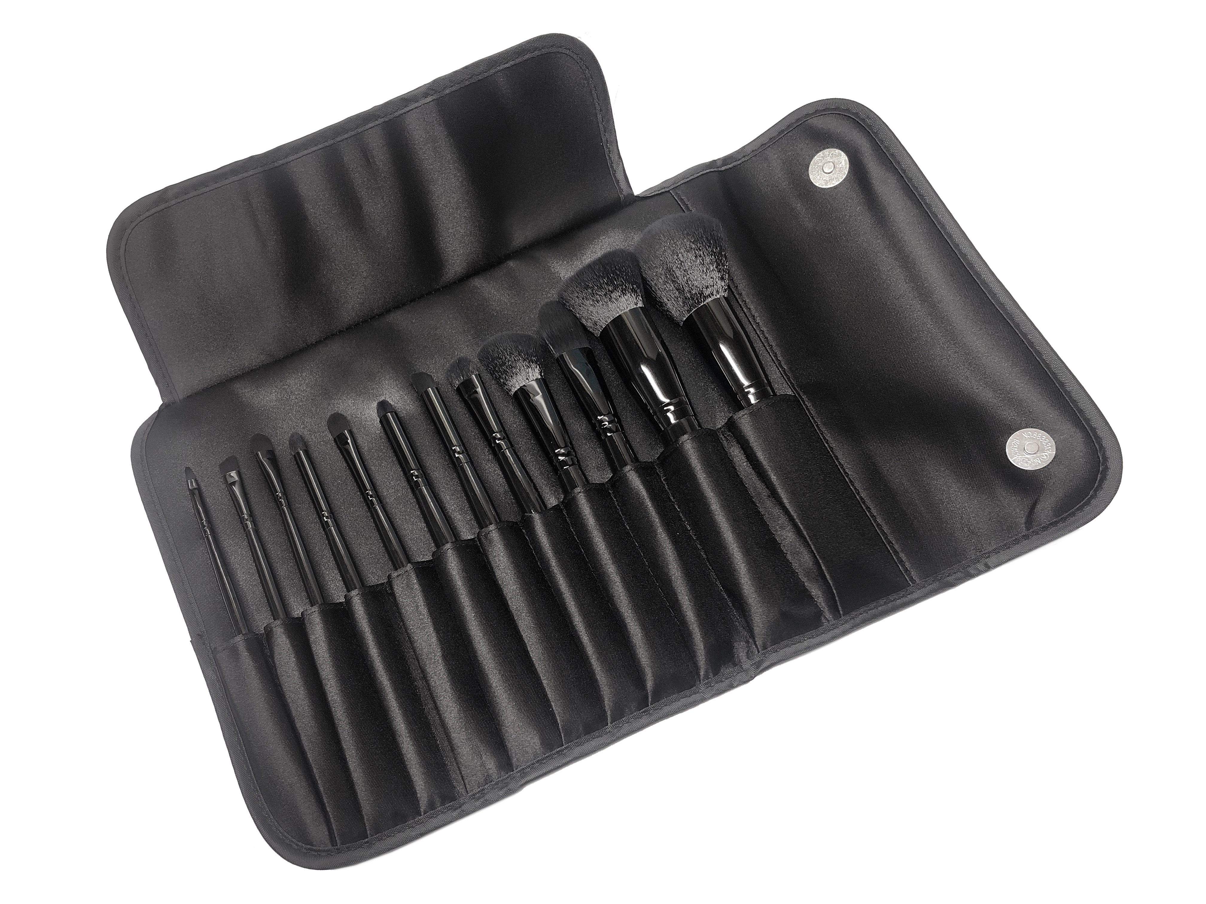 12 Pieces Satin Pouch Brush Set (face)