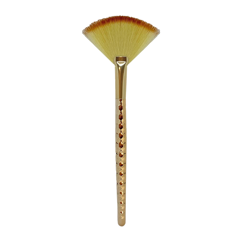 RG38 Rose Gold Fan Brush